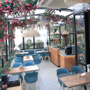 Spunky Gourmet Cafe: Best Cafe in Bandra